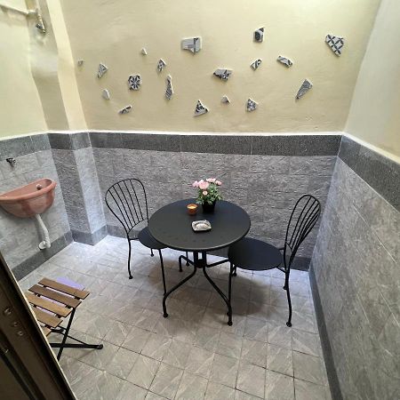 Apartment In The Center Naples Exterior photo